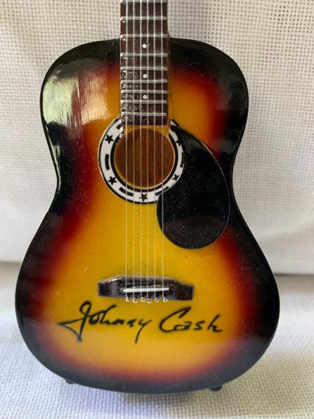 CASH, JOHNNY (Acustica MARTIN)