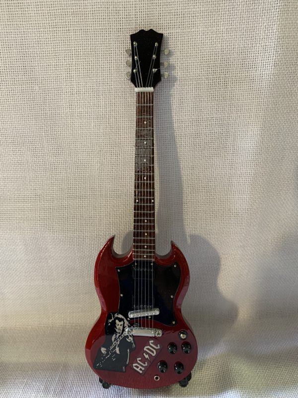 AC/DC (GIbson SG de ANGUS YOUNG) - Imagen 2