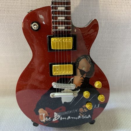 BONAMASSA, JOE (Gibson LES PAUL fondo rojo)