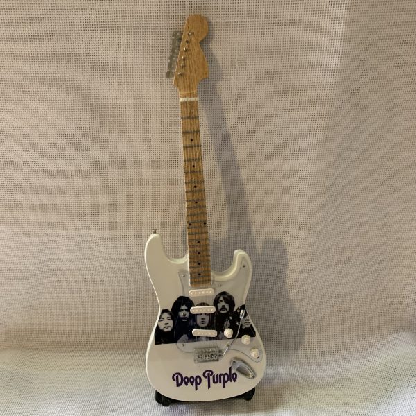 DEEP PURPLE (Fender Stratocaster de RITCHIE BLACKMORE) - Imagen 2