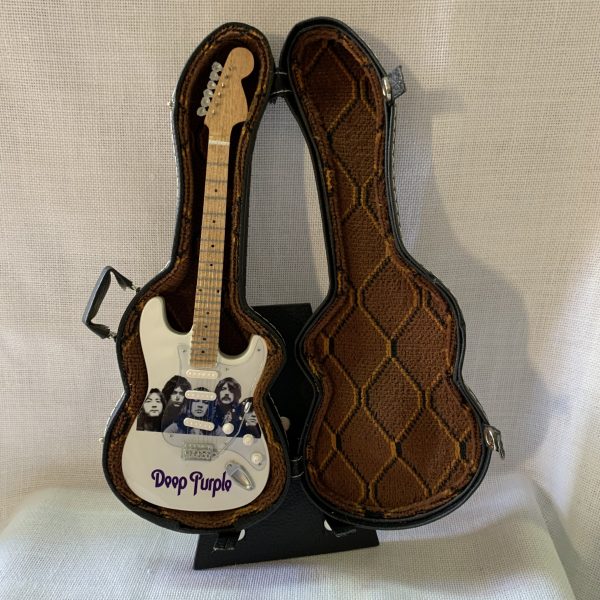 DEEP PURPLE (Fender Stratocaster de RITCHIE BLACKMORE) - Imagen 5