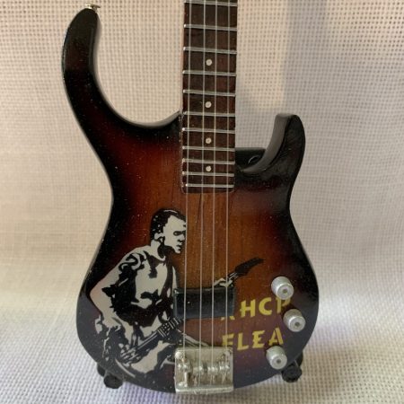 FLEA (Fender Jazz Bass 61 de FLEA-RED HOT CHILI PEPPERS)