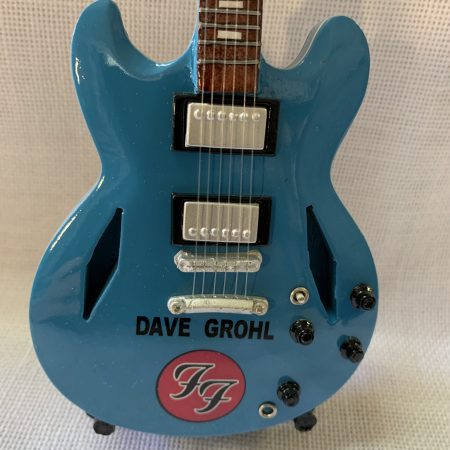 GROHL, DAVE (Gibson Trini Lopez de DAVE GROHL-FOO FIGHTERS