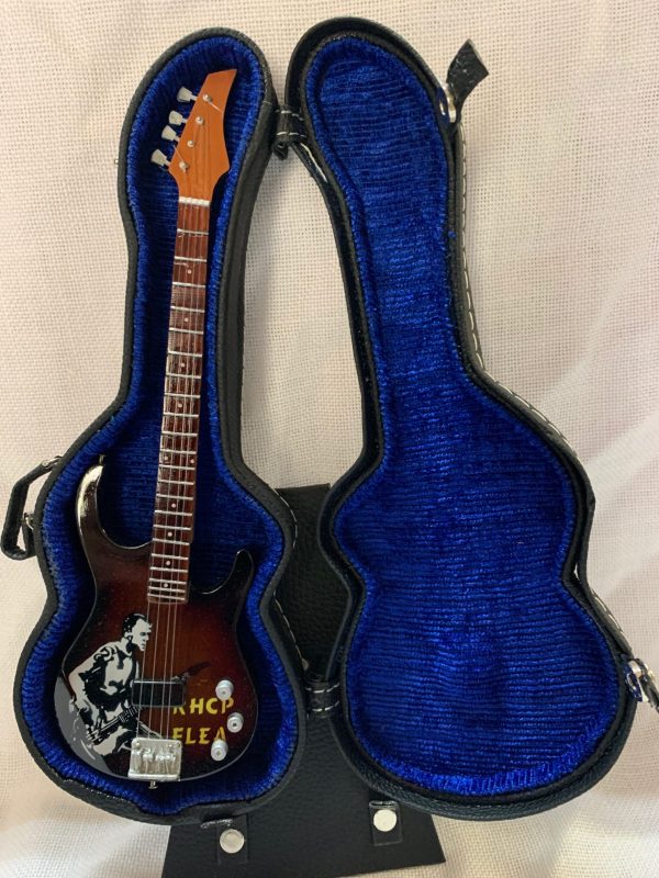FLEA (Fender Jazz Bass 61 de FLEA-RED HOT CHILI PEPPERS) - Imagen 3