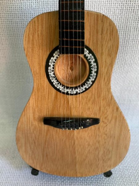 GUITARRA ACUSTICA STANDARD Color Natural