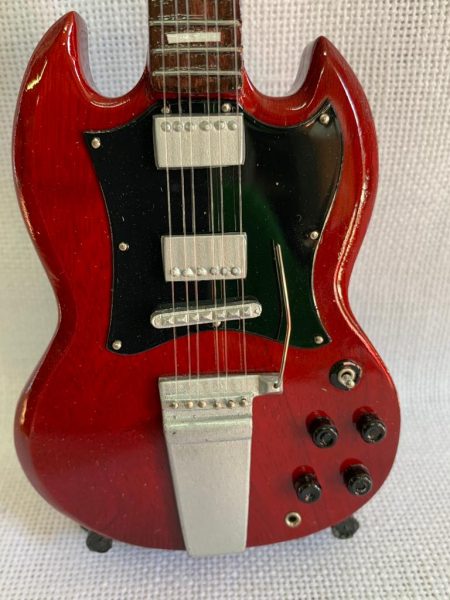 GUITARRA LISA SG (ANGUS YOUNG)
