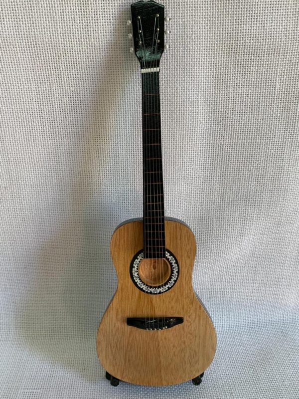 GUITARRA ACUSTICA STANDARD Color Natural - Imagen 2