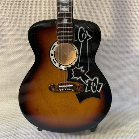 PRESLEY, ELVIS (Acustica Marron)
