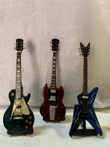 Replicas Lisas