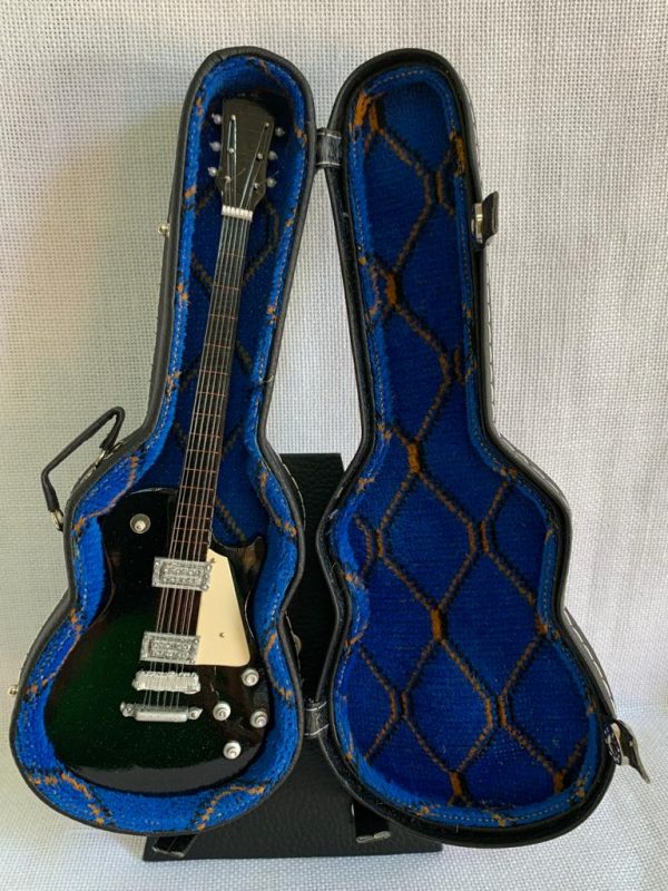 GUITARRA LISA GLP Color Negro-Blanco / Tamaño Standard - Imagen 3