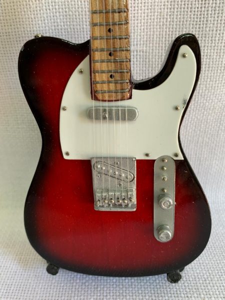 GUITARRA LISA FENDER TELECASTER Color Rojo-Blanco