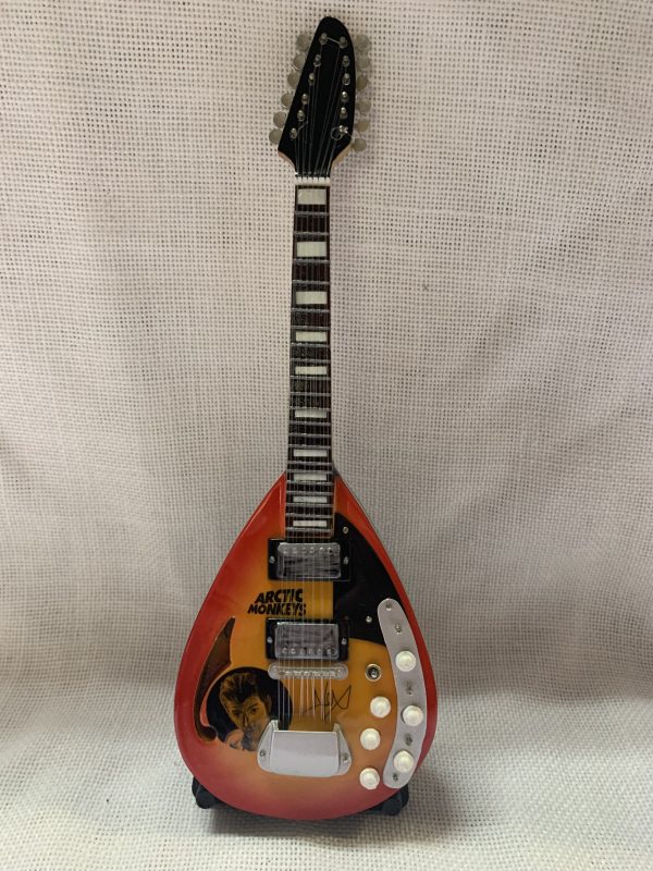 ARCTIC MONKEYS - Guitarra VOX STARSTREAM XII de ALEX TURNER - Imagen 2