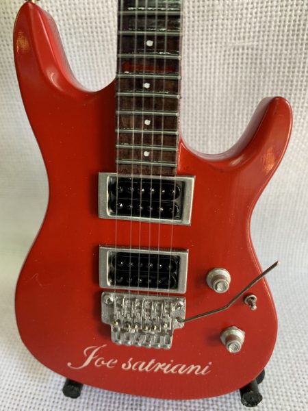 SATRIANI, JOE.(Ibanez JS2480)